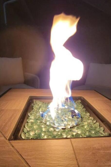 The Ritz Spa Sanctuary Hot Tub/Patio/Fam/Pet 拉斯克鲁塞斯 外观 照片